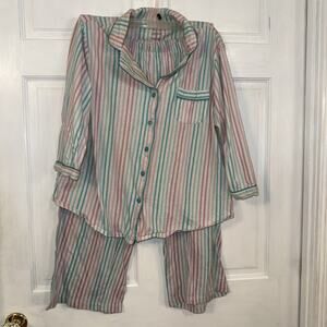 Intimate Essentials Striped Pajama Set. Cropped Bottoms Size Large
